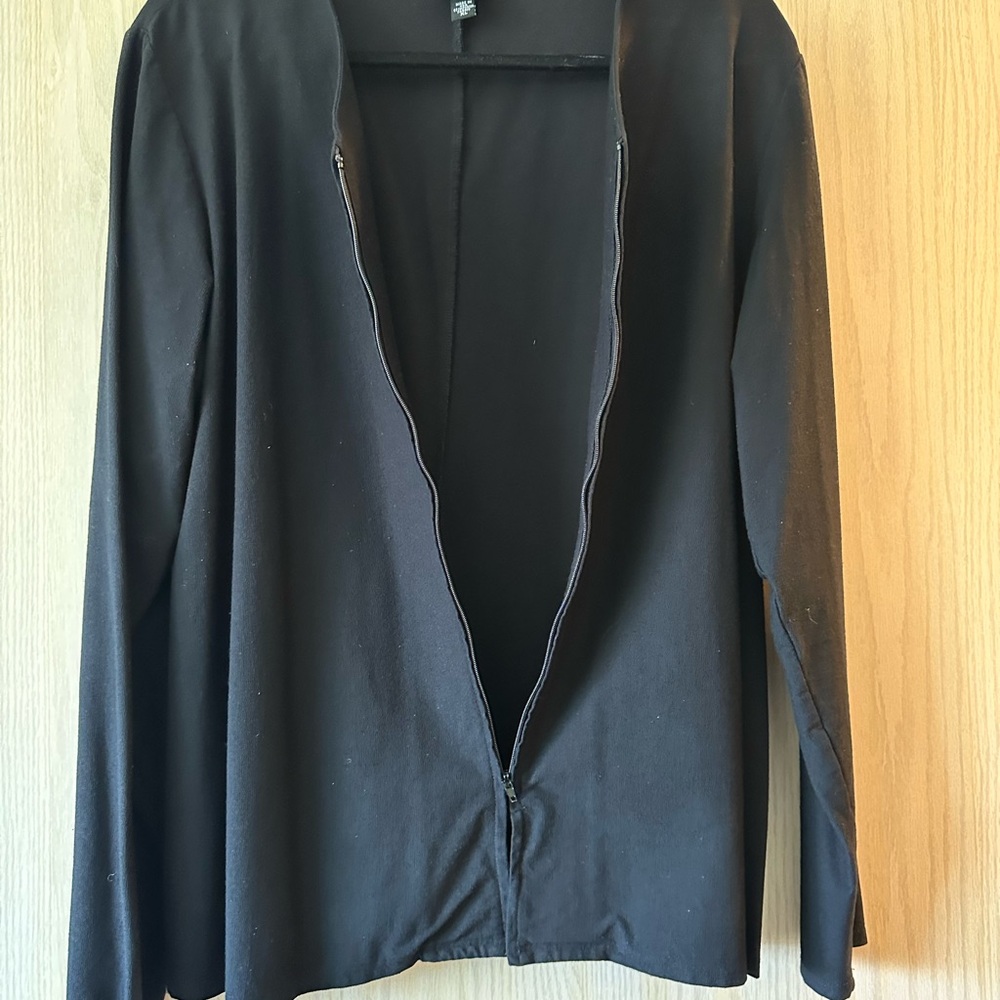 Eileen Fisher cardigan, black, like new, XL, fabric: nylon, viscose, spandex.